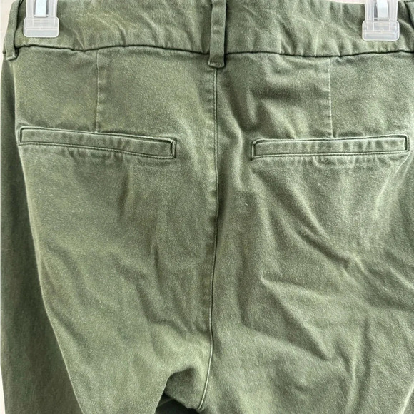 Old Navy Pixie high rise secret slim pockets size 4 - Picture 7 of 7